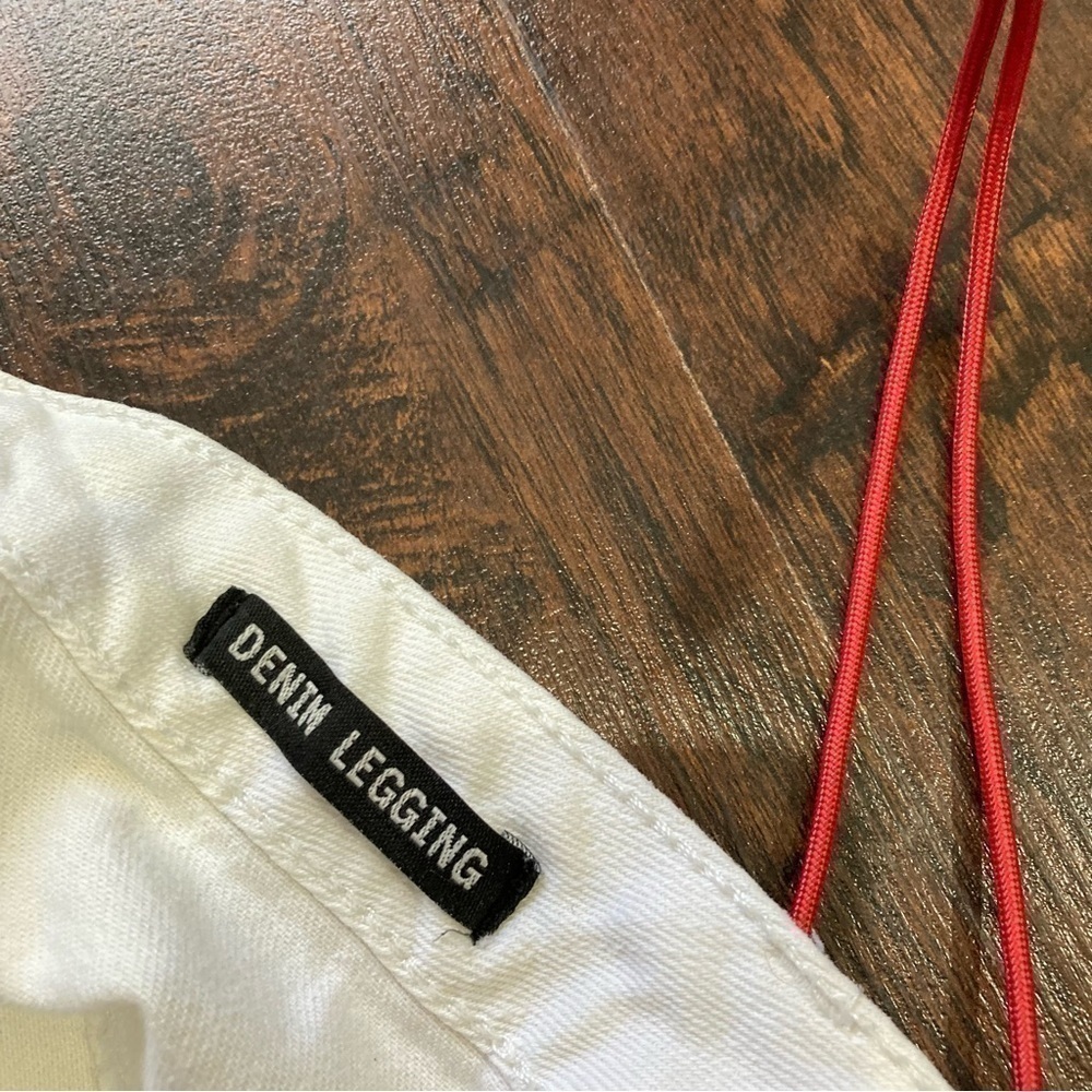 11 BULLHEAD black DENIM LEGGINGS white denim jeans tapered GUC *as is - Picture 15 of 16